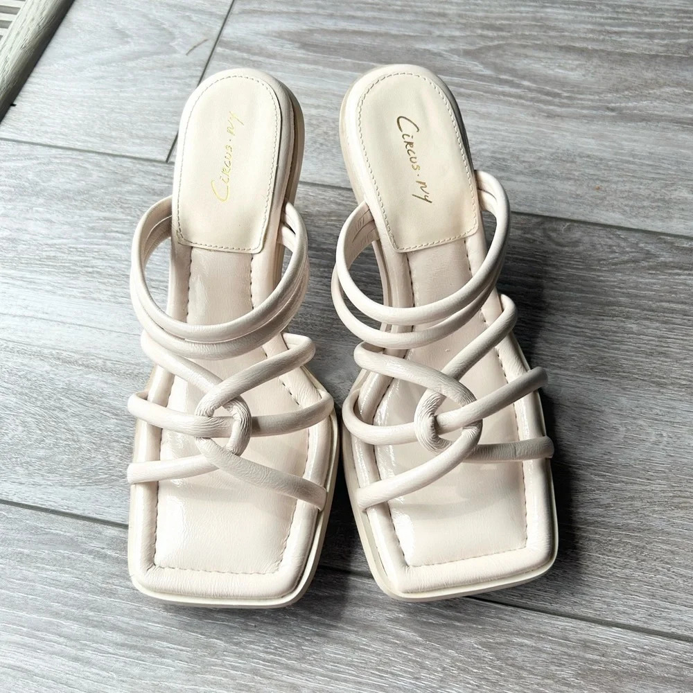 Circus by Sam Edelman Savanna Sqaure  Toe Strappy Sandal in Vanilla Bean - Picture 2 of 13
